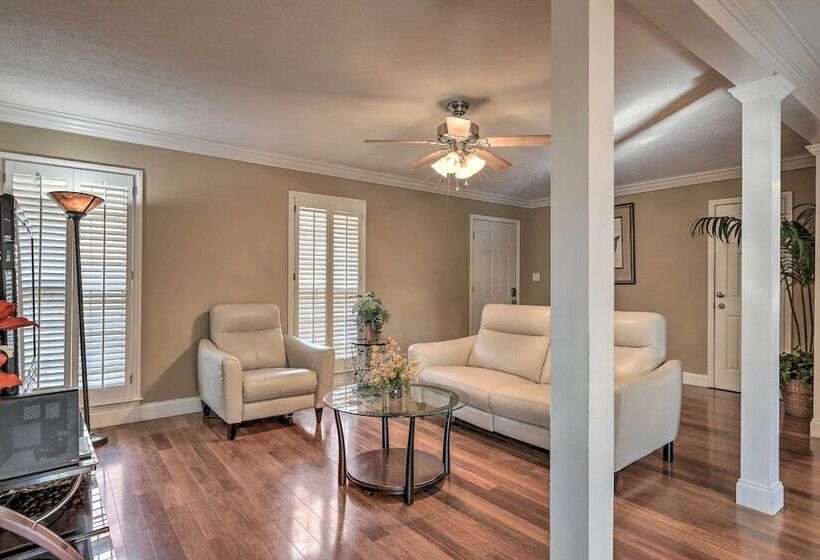 Lehigh Place    Peaceful & Walkable Getaway!