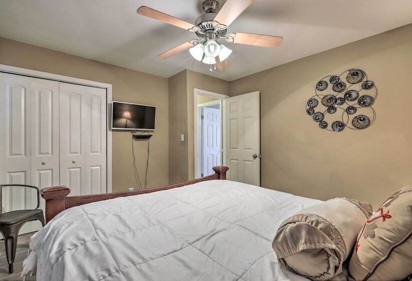 Lehigh Place    Peaceful & Walkable Getaway!