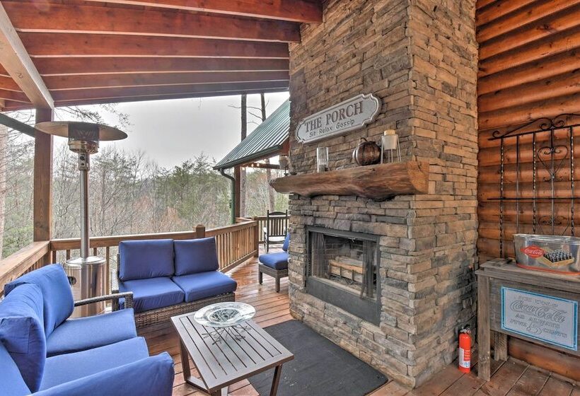 Long Pine Ridge  Cabin W/ Luxury Amenities!