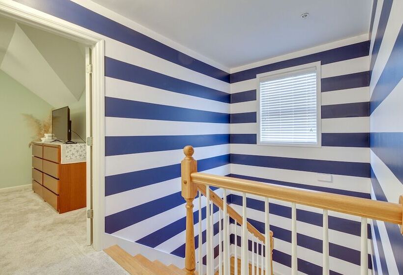 Lovely Tybee Island Home W/ Deck < 1 Mi To Beach!