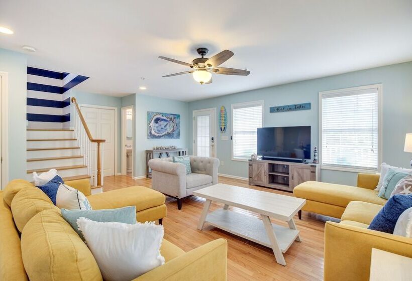 Lovely Tybee Island Home W/ Deck < 1 Mi To Beach!