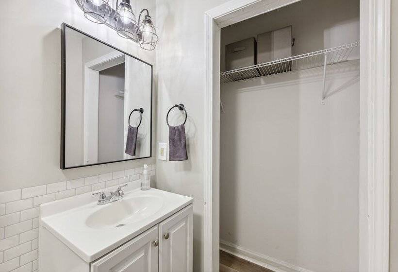 Macon Cottage W/ Porch   2 Mi To Downtown!