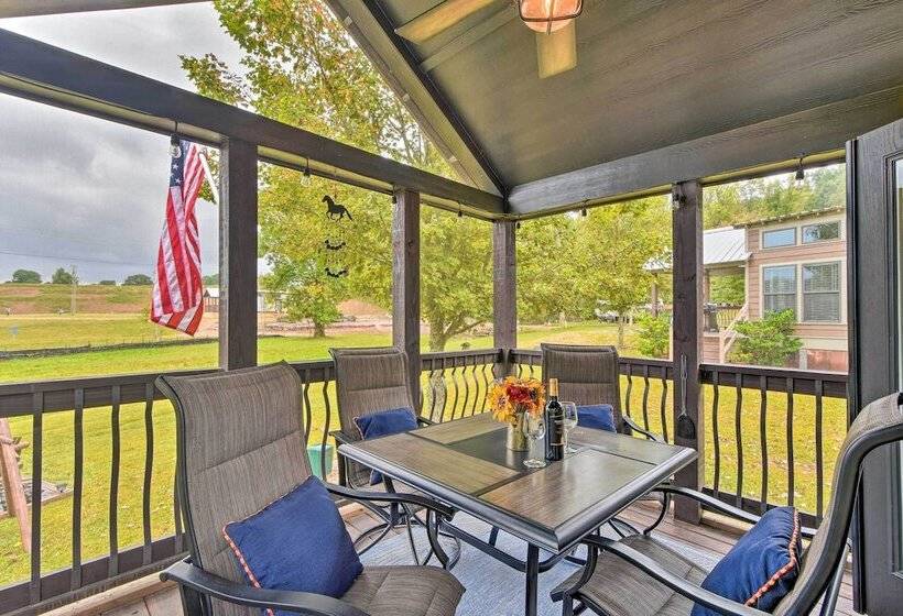 Secluded Morganton Tiny Home W/ Grills!