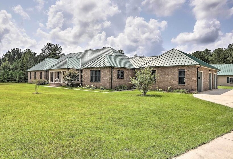 Spacious Elko Home   6 Mi To Georgia Fairgrounds!