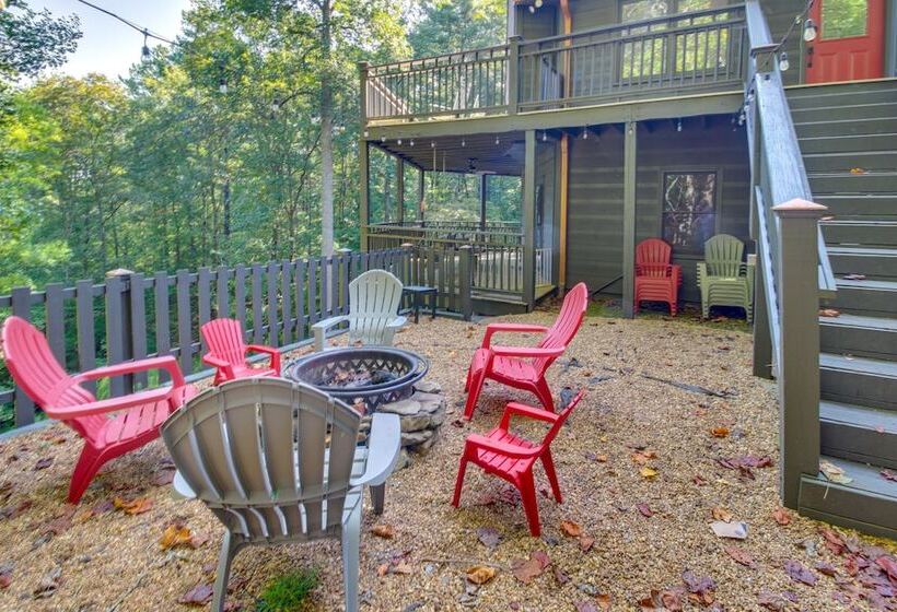 Spacious Ellijay Resort Home W/ Hot Tub!