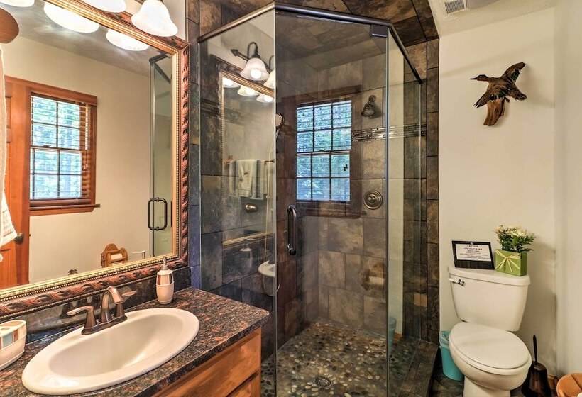 Waterfront West Point Lake Cabin W/ Private Dock!