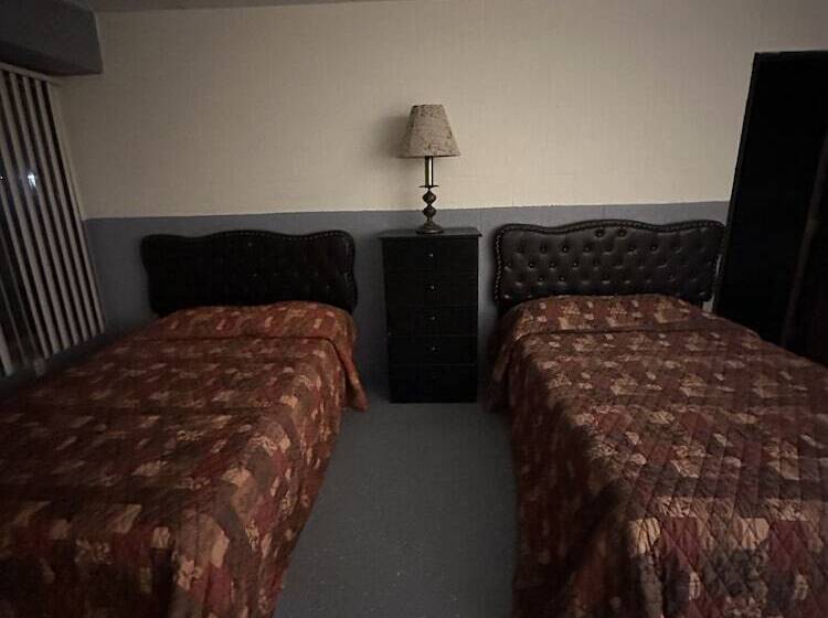 فندق صغير J E Hotel & Suites