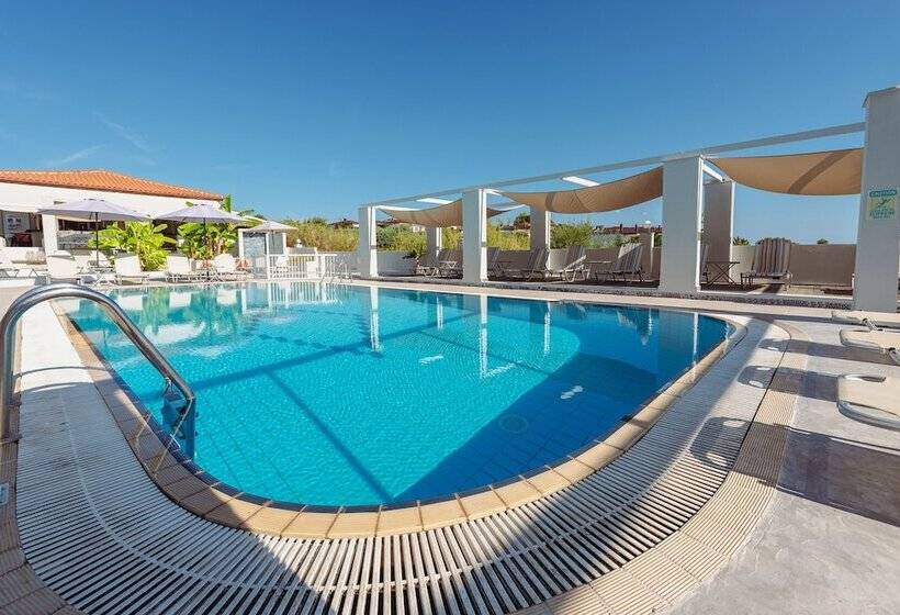 تختخواب و صبحانه Ampelia Hotel Kassandra
