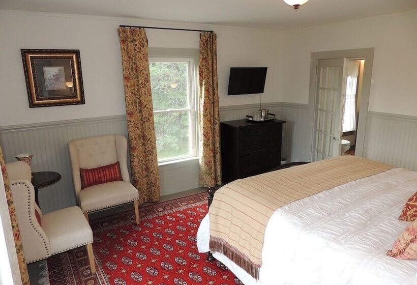 مبيت وإفطار Chandler River Inn