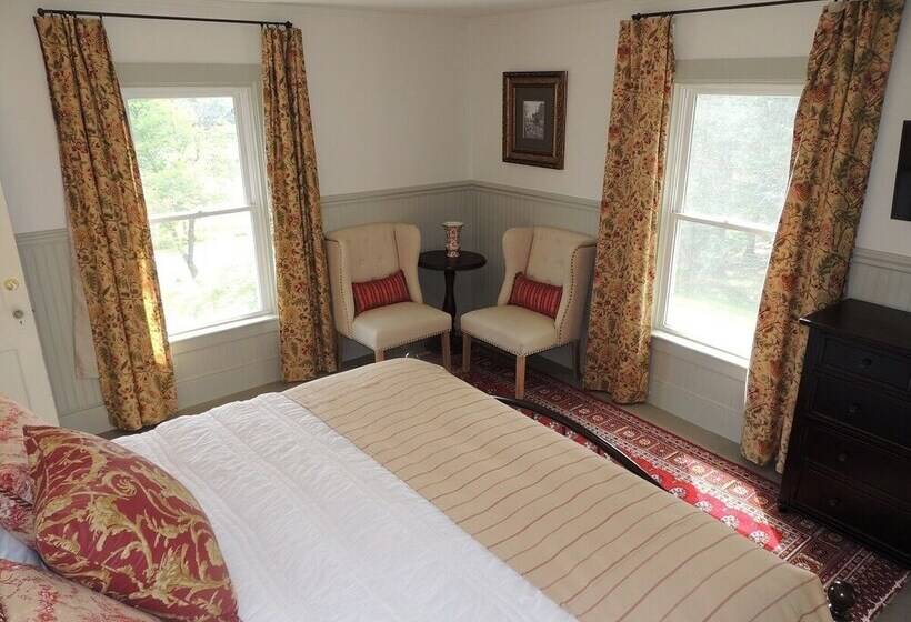 مبيت وإفطار Chandler River Inn