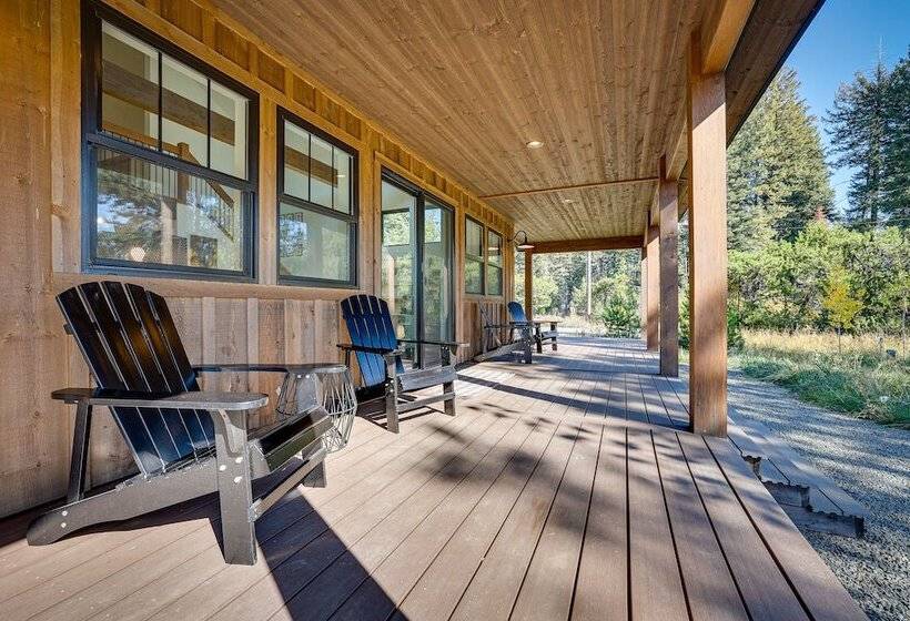 Cozy Cabin Nestled At The Base Of Tamarack Resort!
