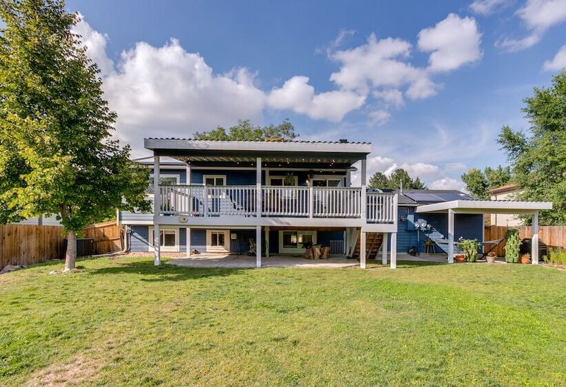 Furnished Deck + Fire Pit: Thornton Family Retreat