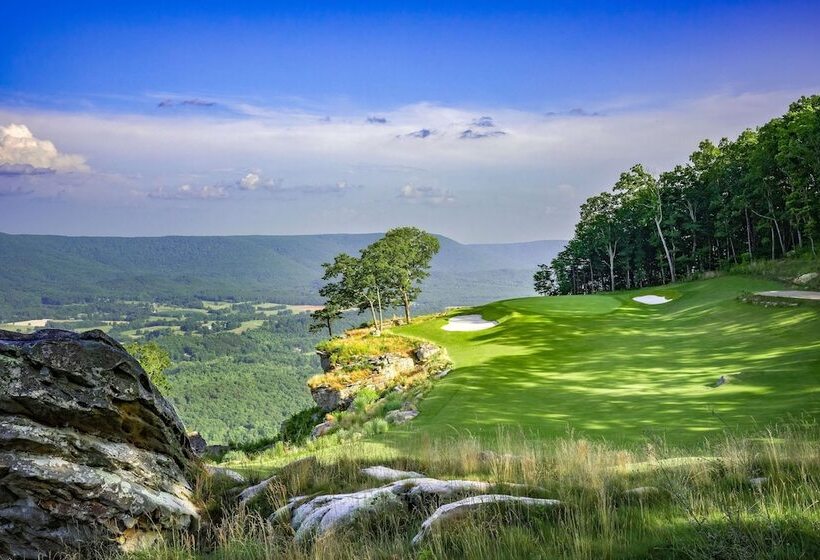 호텔 Cloudland At Mclemore Resort Lookout Mountain, Curio By Hilton
