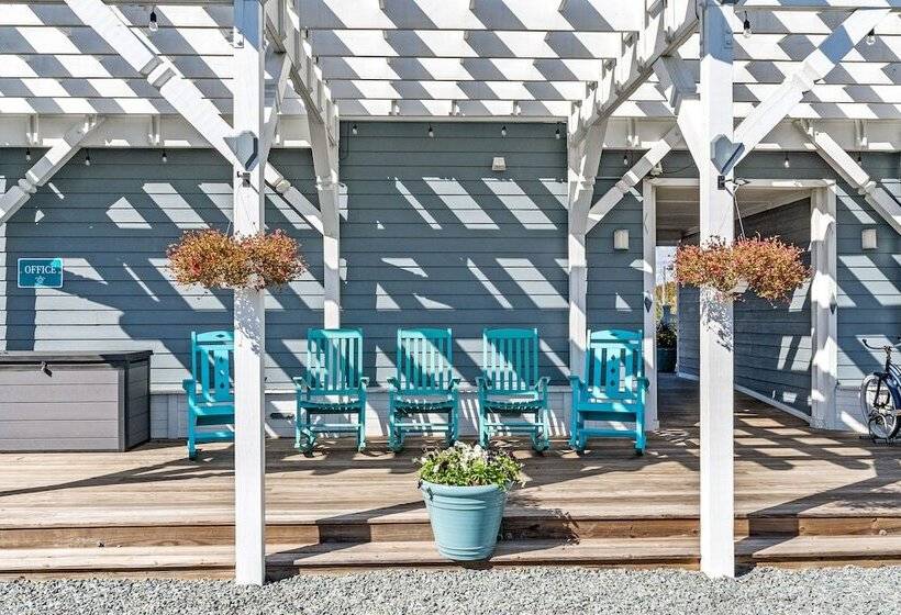 ホテル Loggerhead Inn & Suites