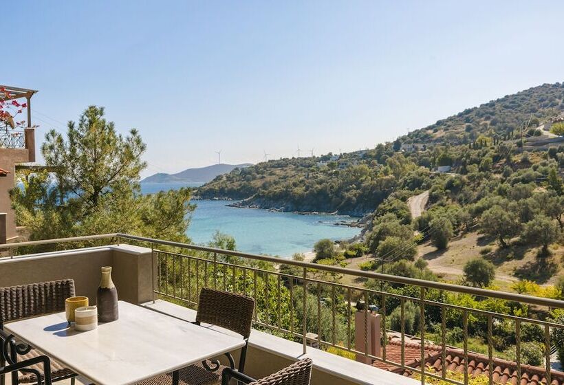 ホテル Paramithenio Village Beach Resort & Spa