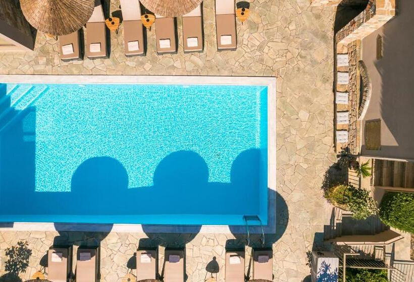 ホテル Paramithenio Village Beach Resort & Spa