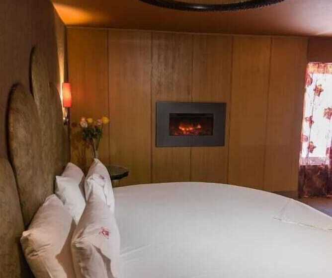 فندق Ruby Rooms Kifisia   Adults Only