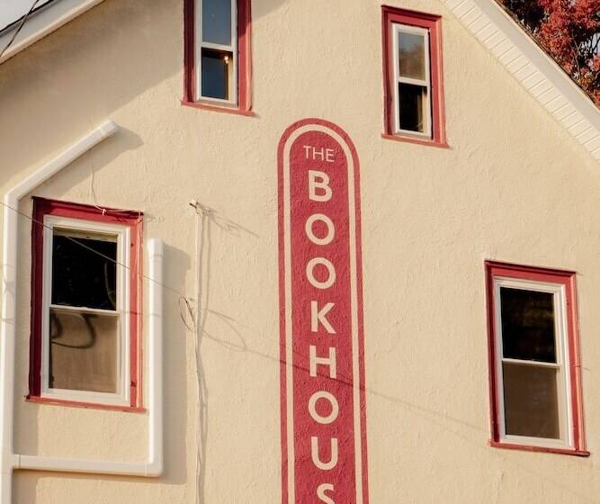 ホテル The Bookhouse
