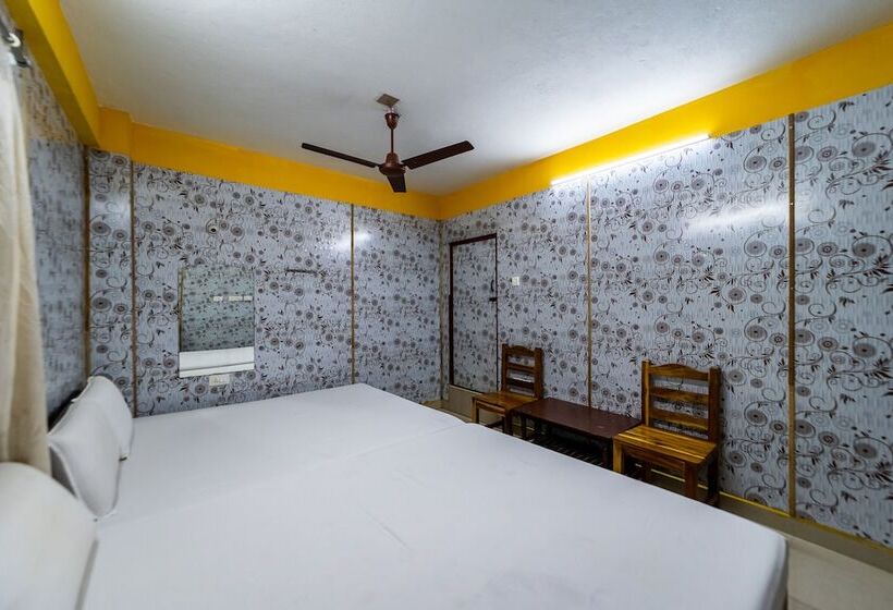 هتل Vasavi Residenzcy