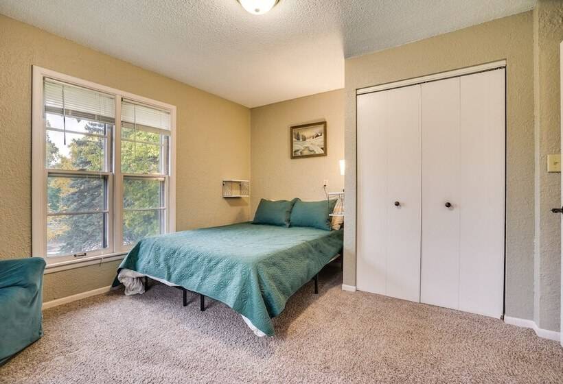 Pet Friendly St Paul Home: Fireplace & Office Area