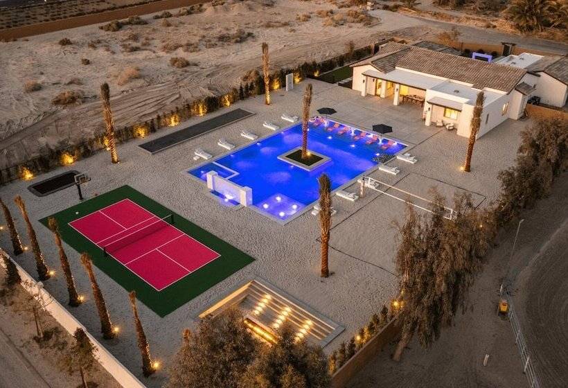 Nahana By Avantstay Pool, Pickleball, And Chic Design