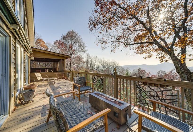 Cabin W/ Mountain Views: Near Cashiers & Highlands