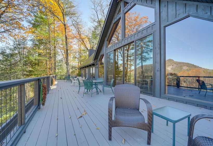 Stunning Cashiers Vacation Home W/ Mountain Views!