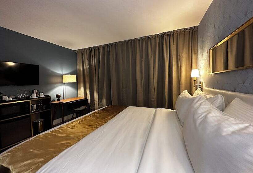 Tb Hotel Miami