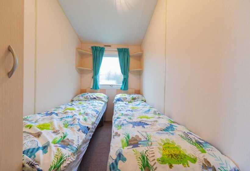 Newton Stewart Cabin Sleeps 6   Family Friendly