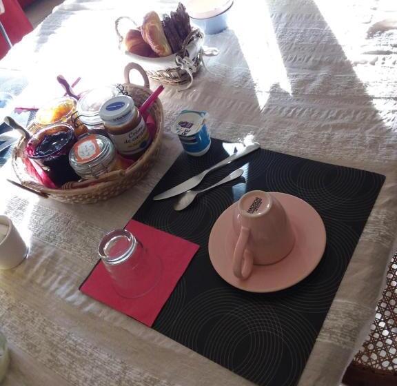 مبيت وإفطار Le Grivé