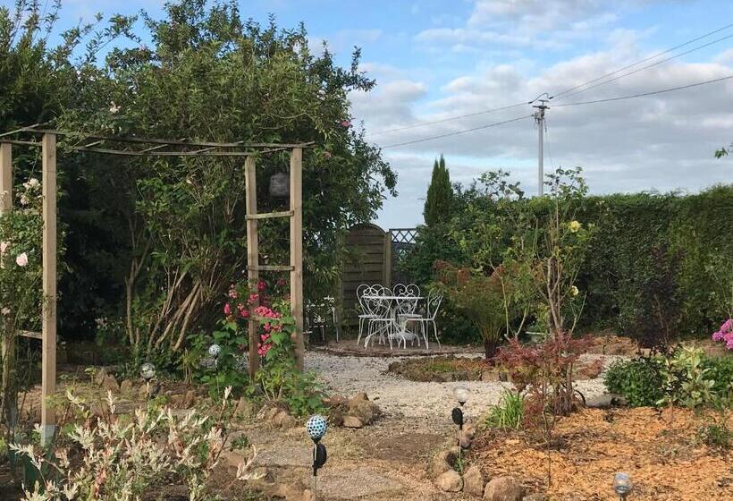 مبيت وإفطار Le Jardin Des Fées