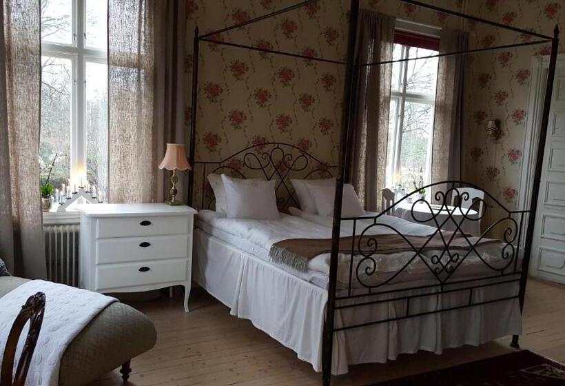 Hoby Gård B&b