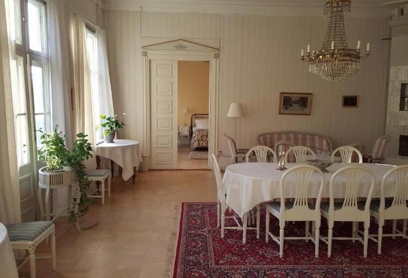 Hoby Gård B&b