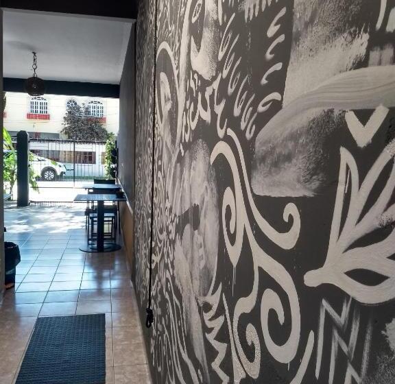 Jeremias Hostel Bar