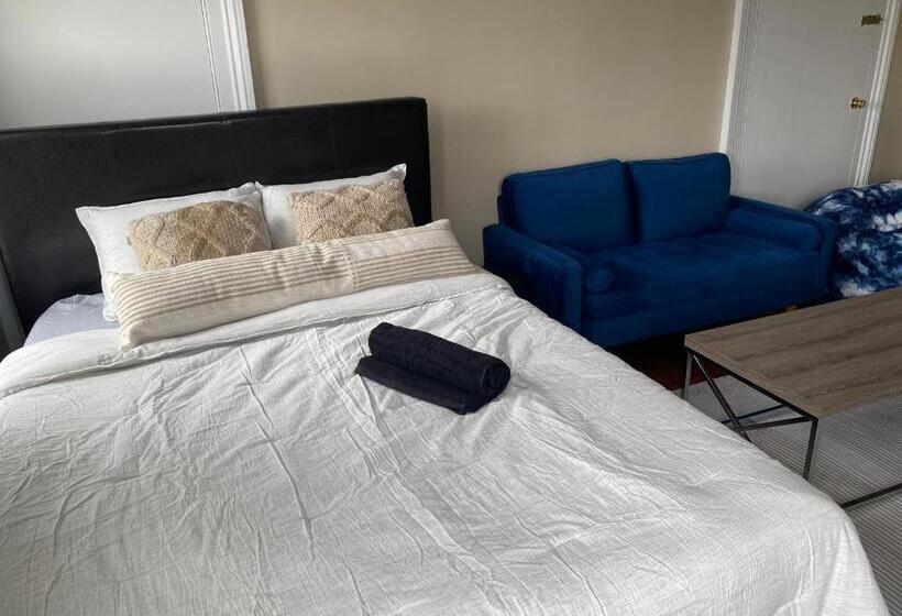 펜션 Cozy Apartment With City Skyline. Easy Commute Midtown Manhattan