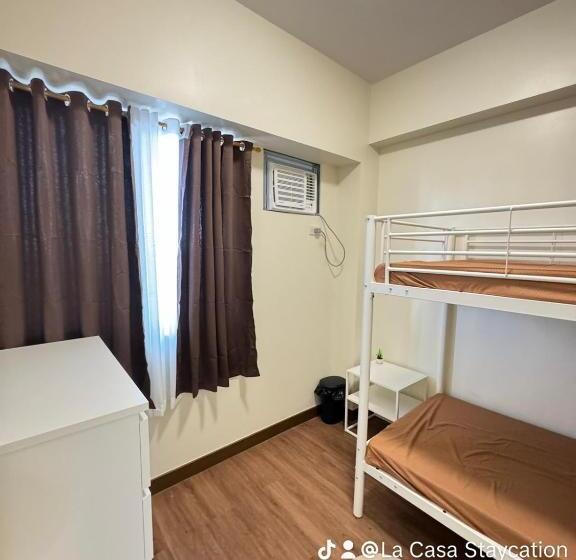 Prisma Residences By La Casa Staycation