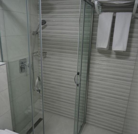 تختخواب و صبحانه Zeni̇a Otel