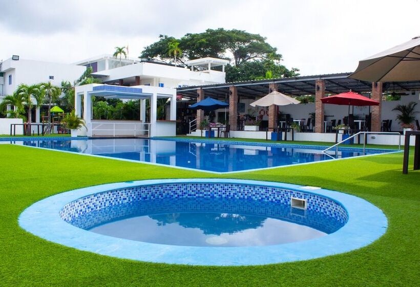 هتل Boutique Chateau De La Mar