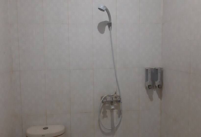 هتل Oyo 93642 Penginapan Al Ashar