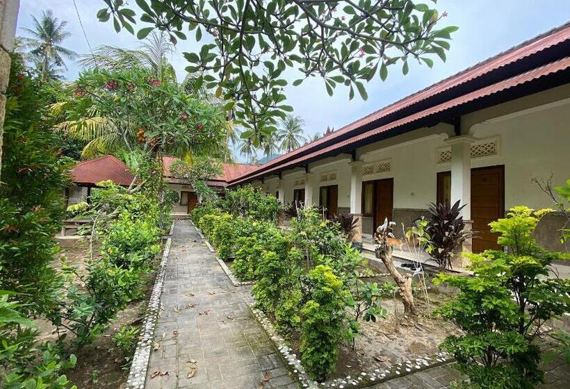 هتل Oyo 93657 Puri Batu Bolong