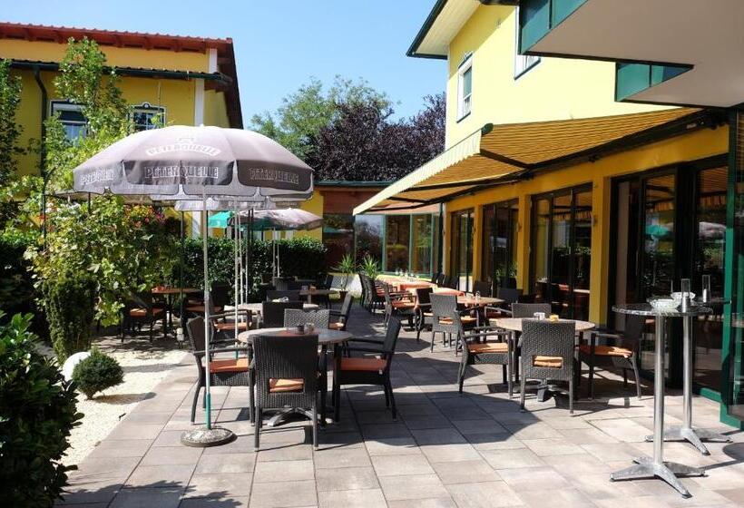 ホテル Restaurant Neuhold