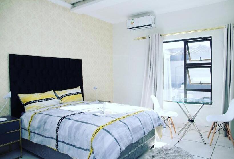 Pension Azalea Lodge