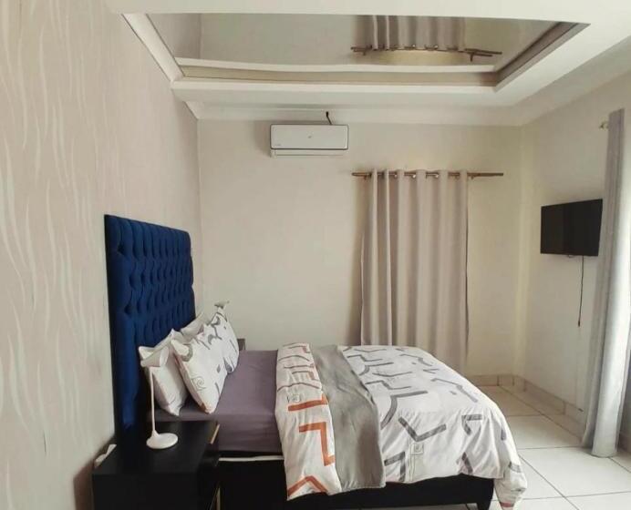 Pension Azalea Lodge