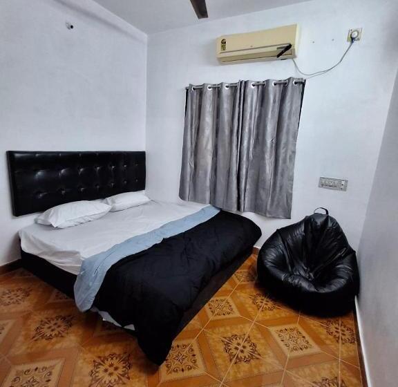 پانسیون Salt Life Beach Resort Private Villa For Group Stay