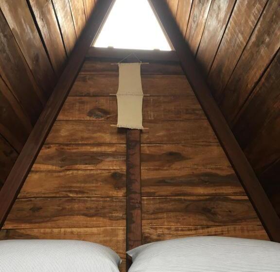 مبيت وإفطار Refugio La Roca