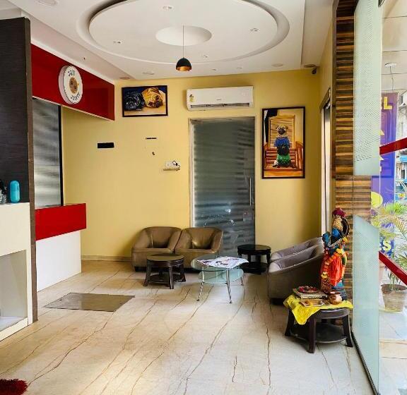 فندق Arton Regency Near Terminal 2 Airport
