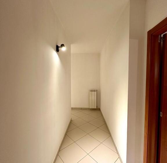 تختخواب و صبحانه Black Diamond Home