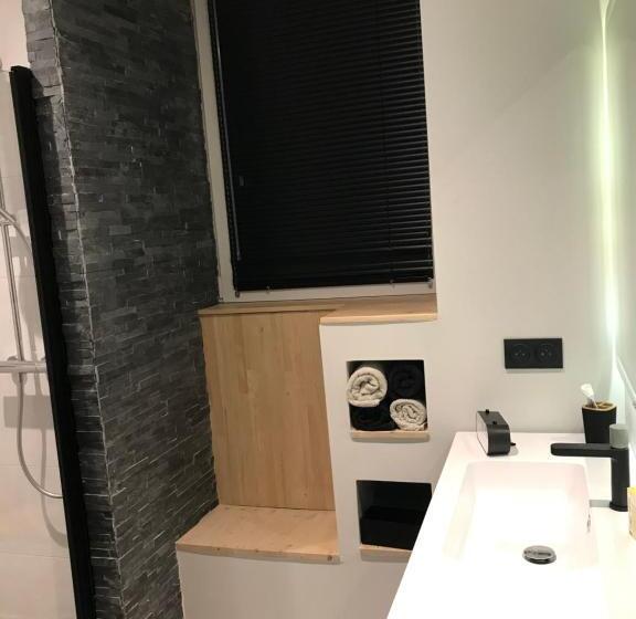 مبيت وإفطار Chambre Sallanches
