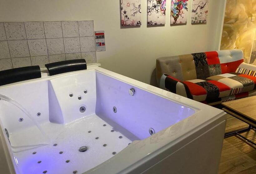 住宿加早餐  à Home Love Spa, Le Plus Luxueux Parmi Nos 2 établissements