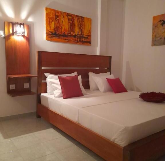 민박 Moon Deck Villa